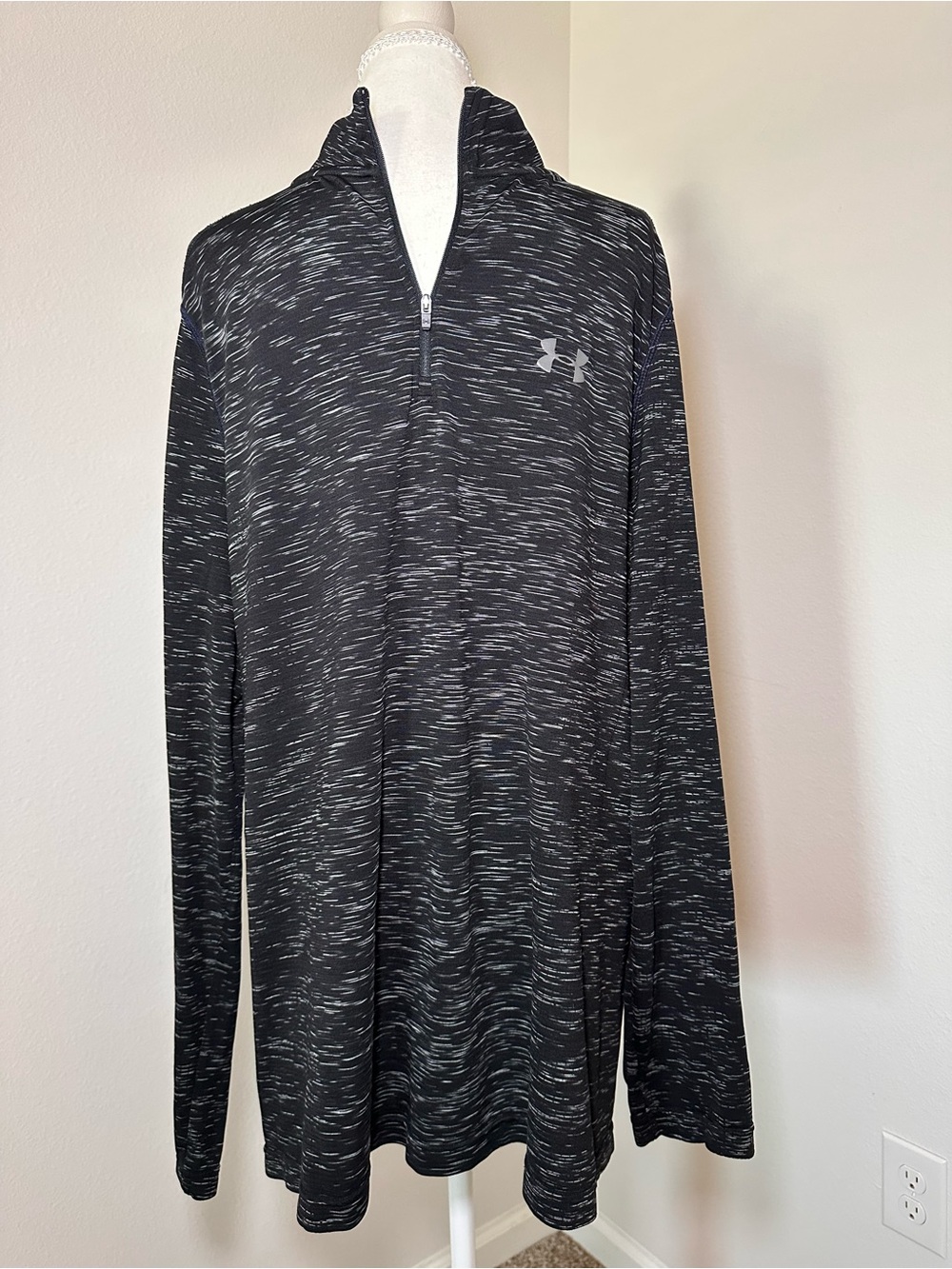 Under Armour Black Heather 1/4 Zip Performance Pullover